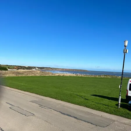 Stunning Mini With Sea View Filey